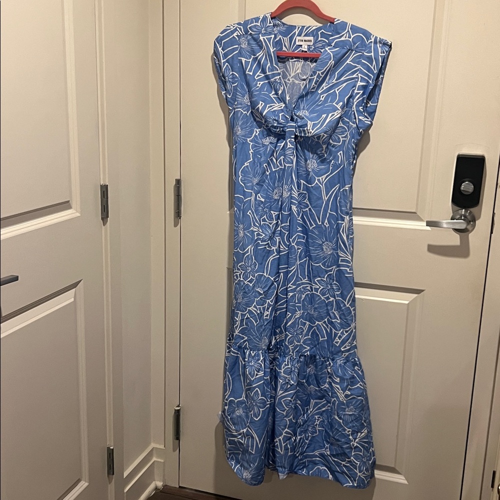 Steve Madden Blue and White Floral Dress